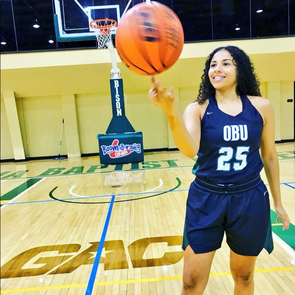 Meet your Posher, Savannah